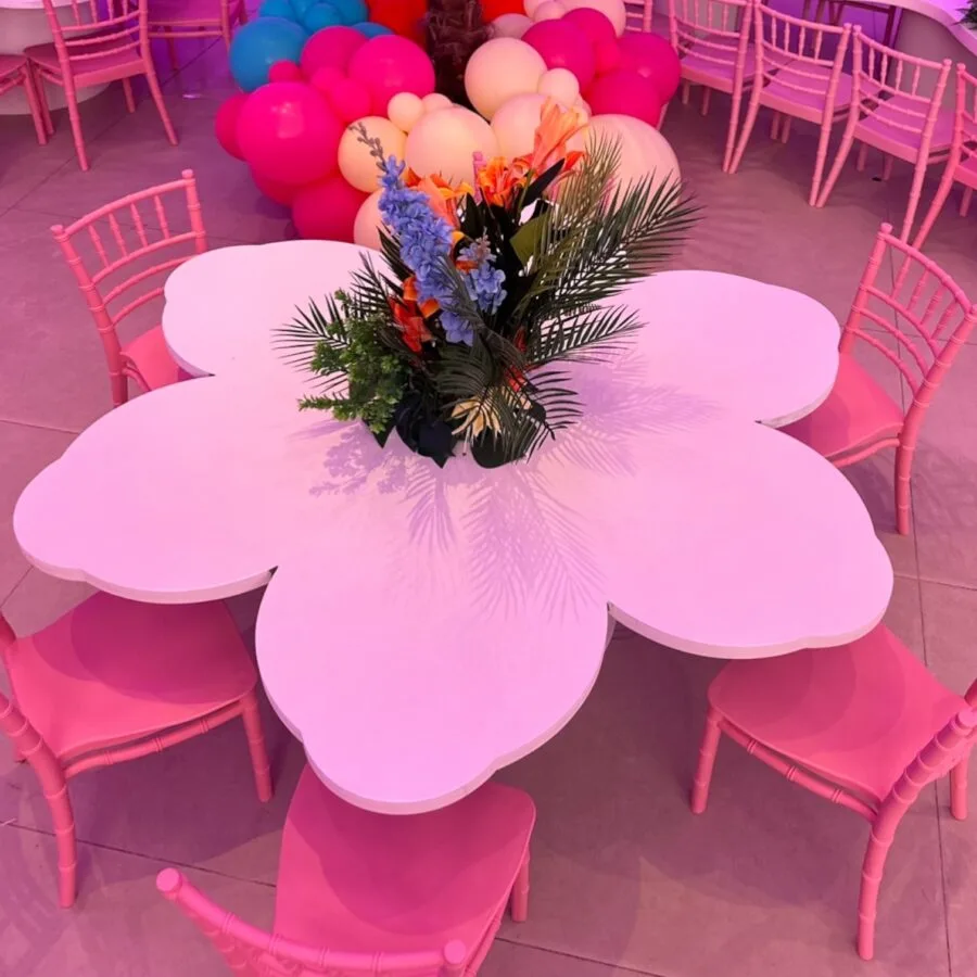 kindertafel huren